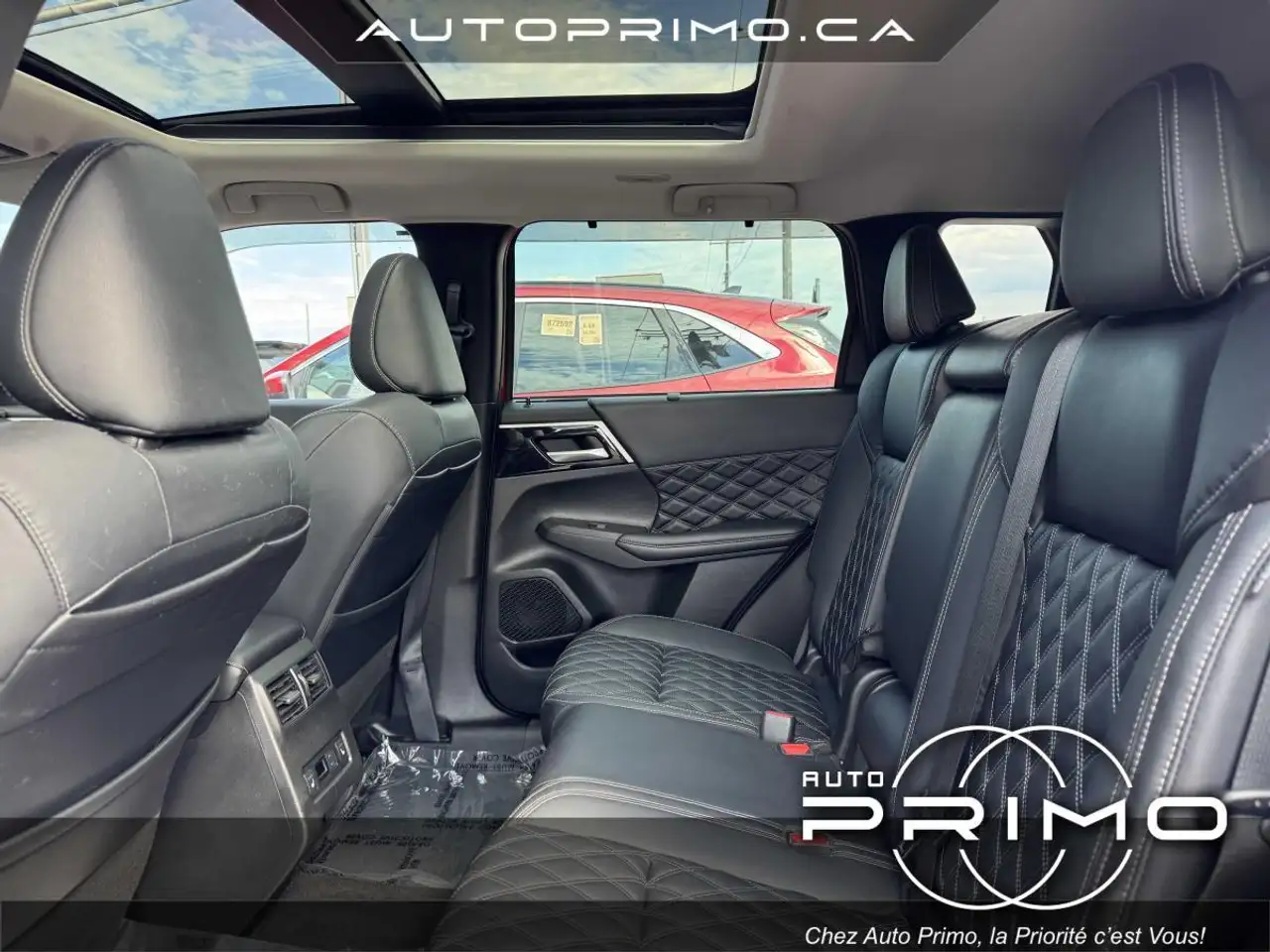 Mitsubishi Outlander photo Mitsubishi Outlander