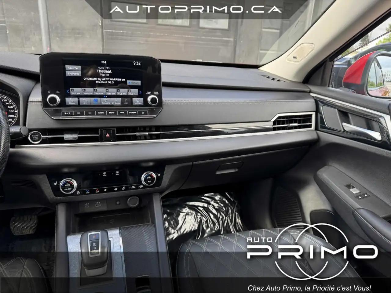 Mitsubishi Outlander photo Mitsubishi Outlander
