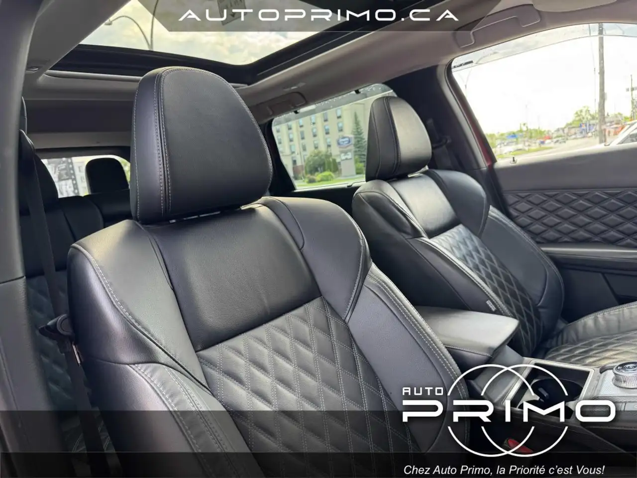 Mitsubishi Outlander photo Mitsubishi Outlander