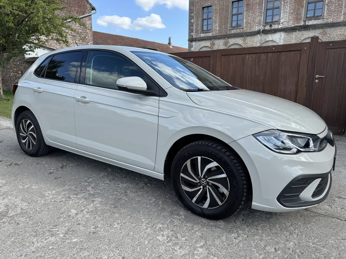 Volkswagen Polo 1.0 TSI Life Business OPF DSG *ONLY 24.000 KM* Beige - 1