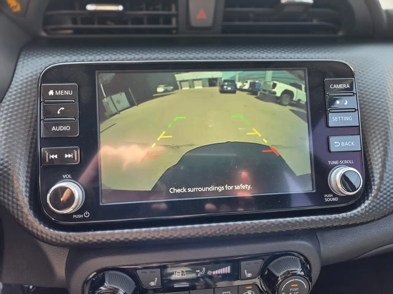 Nissan Kicks снимка Nissan Kicks