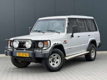 3.0 V6 Long Body 7-Persoons - APK 12-2027 - Roest