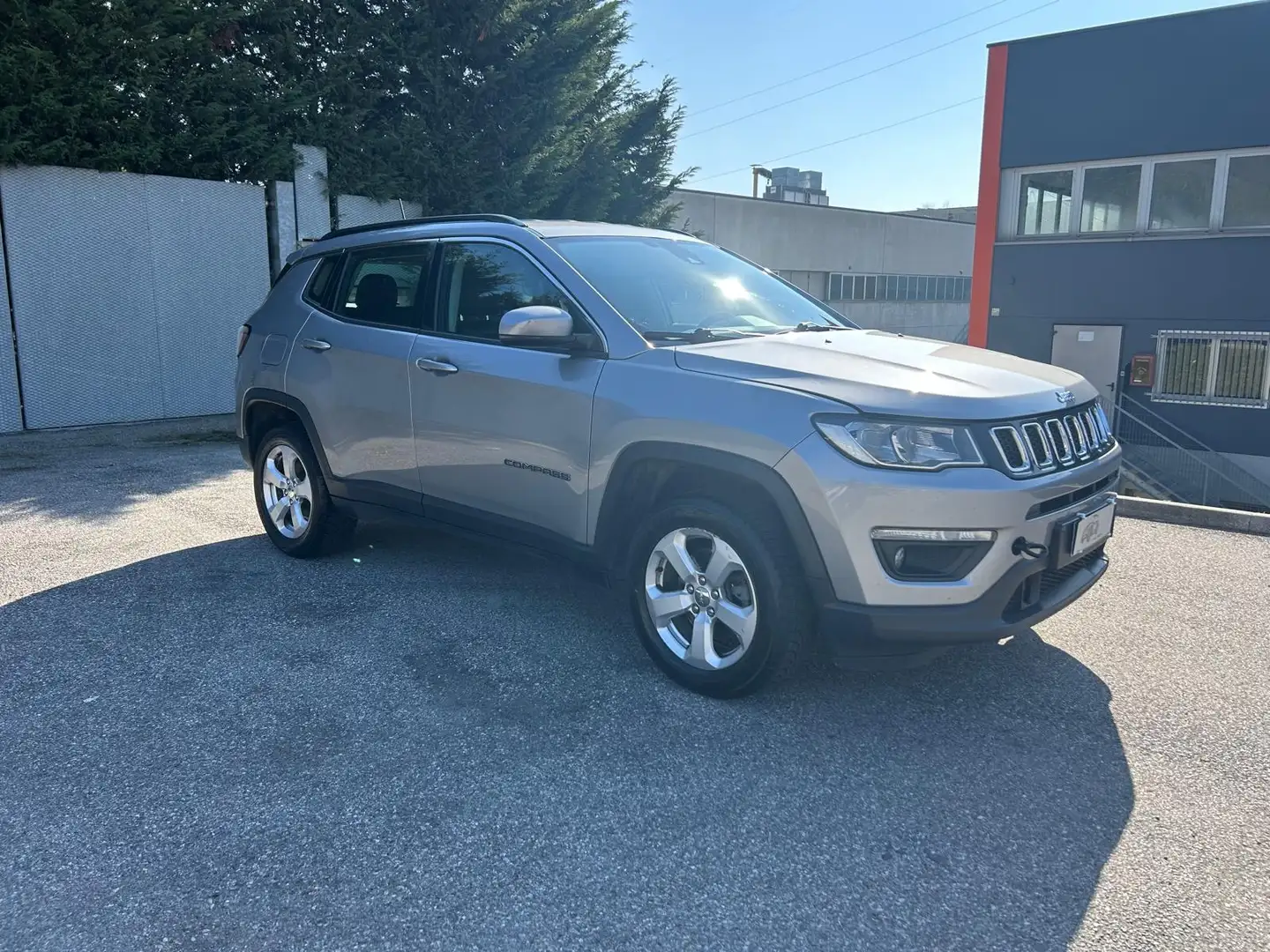 Jeep Compass Compass 2.0 mjt 4wd 140cv TURBINA ROTTTA Gris - 1