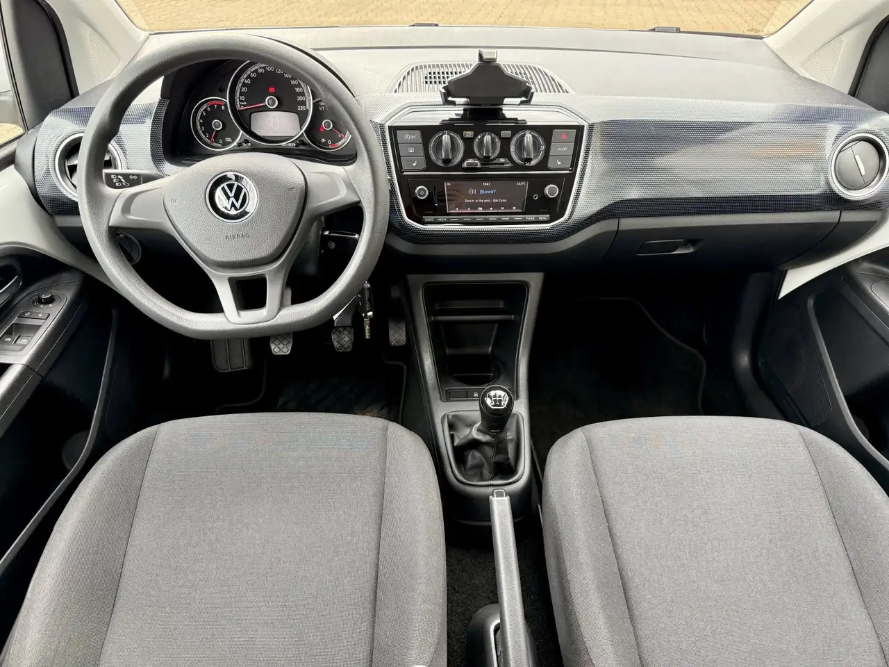 Volkswagen Up 1.0 Sitzheizung DAB+ Klima, миниатюра 7