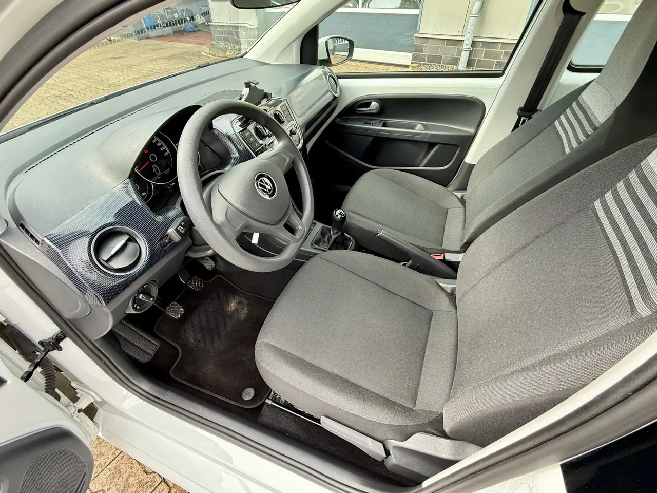 Volkswagen Up 1.0 Sitzheizung DAB+ Klima, миниатюра 11