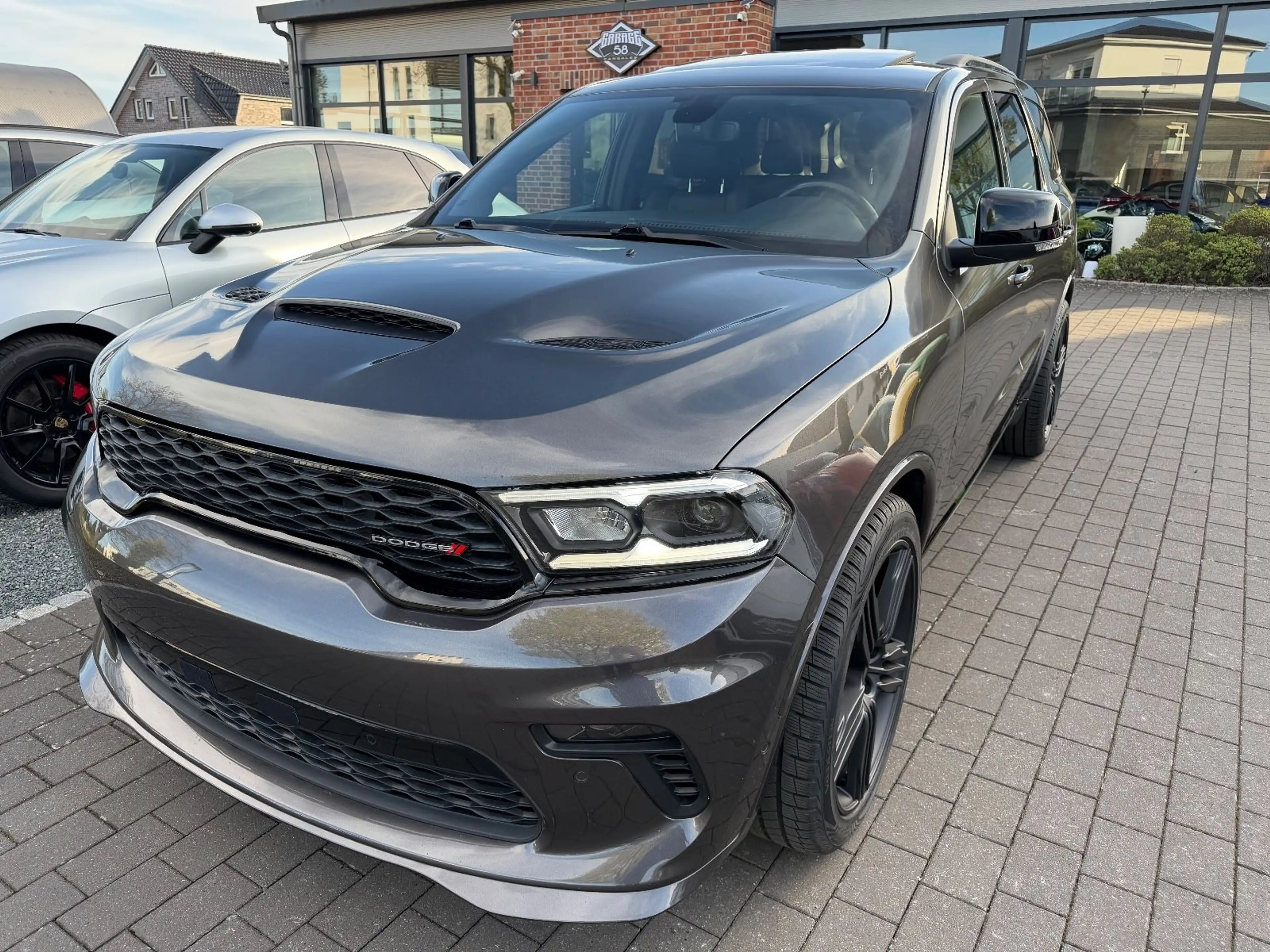 Dodge Durango R/T 5.7 V8 Hemi 4x4/Facelift/7-Sitzer — photo 12