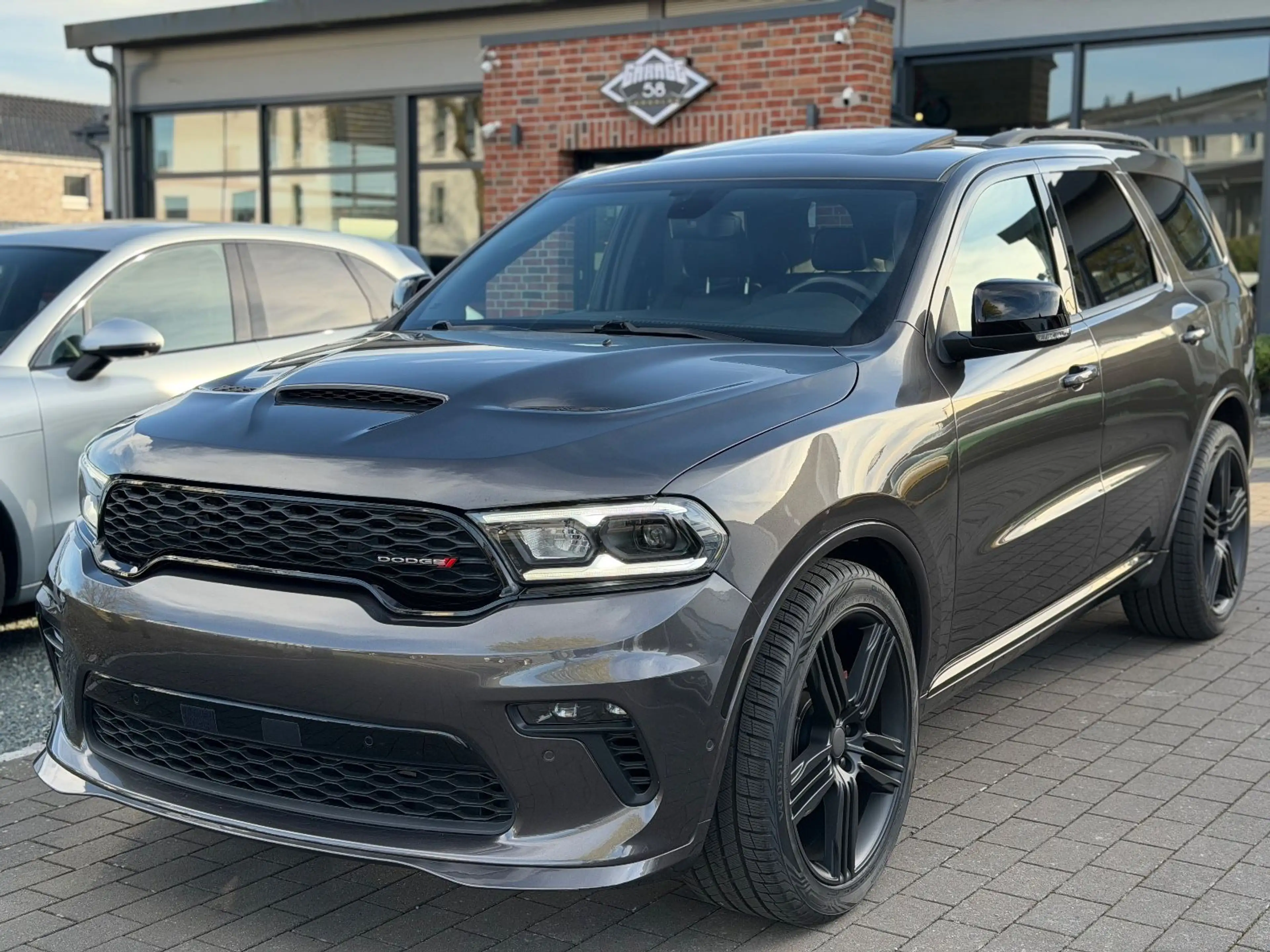 Dodge Durango R/T 5.7 V8 Hemi 4x4/Facelift/7-Sitzer — photo 4