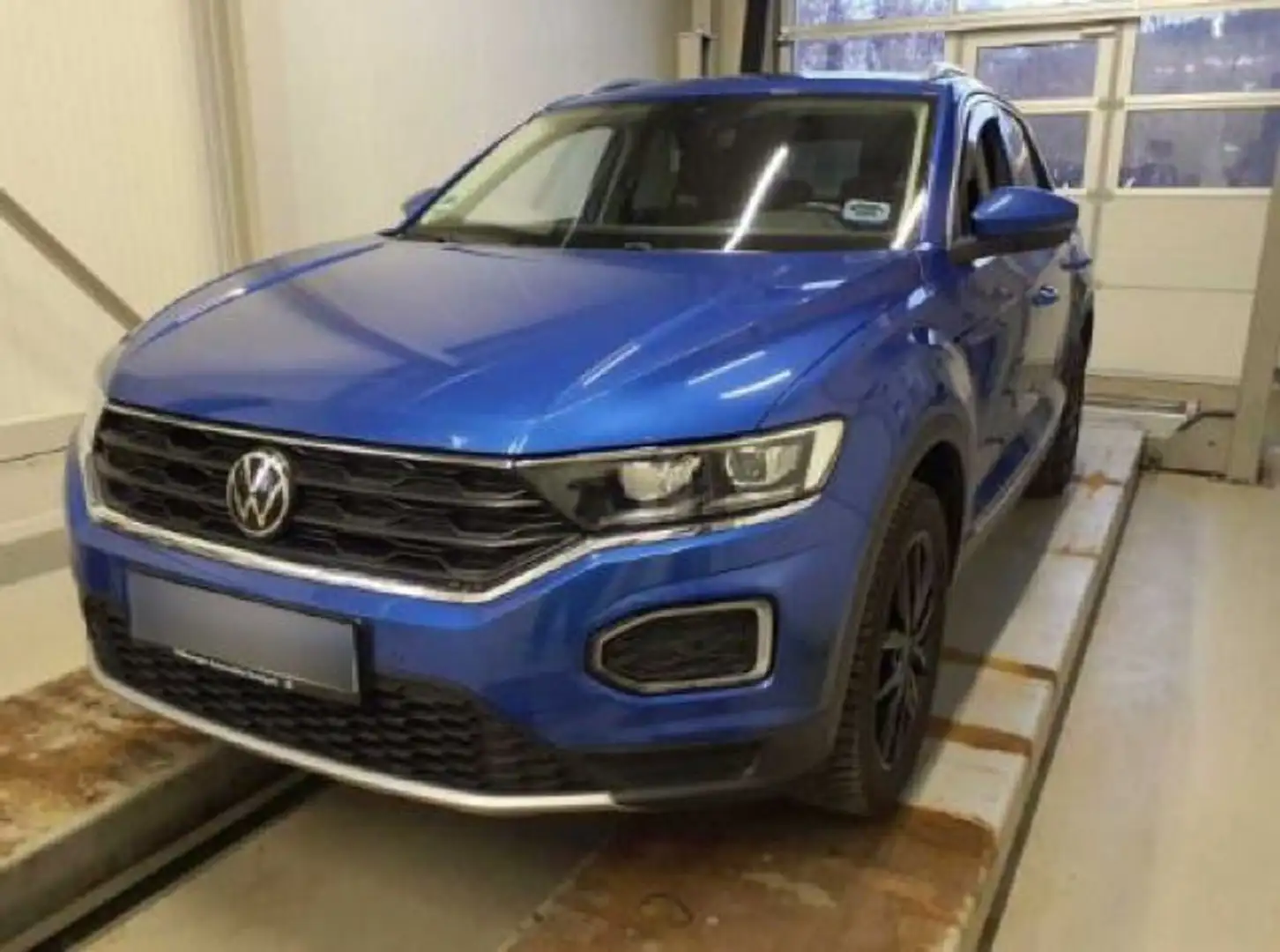 Volkswagen T-Roc Active 2.0TDI AHK LED NAVI ACC SHZ Blau - 2