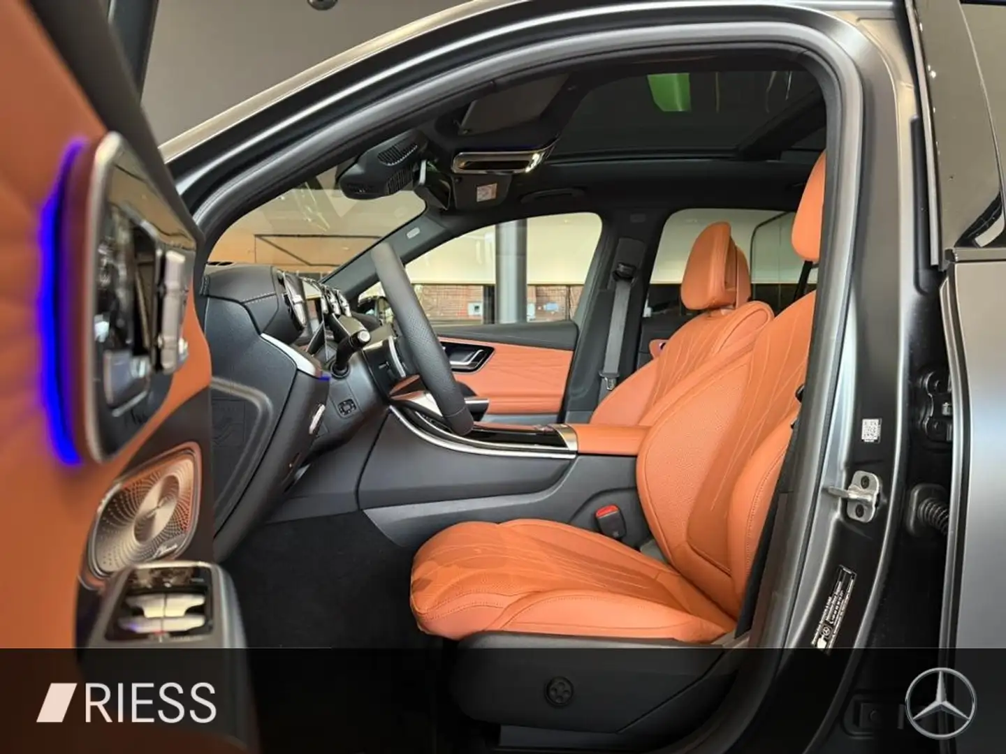 Mercedes-Benz GLC 450 d AMG+PANO+AHK+HUD+STDHZG+DISTR+360°+ Grau - 2