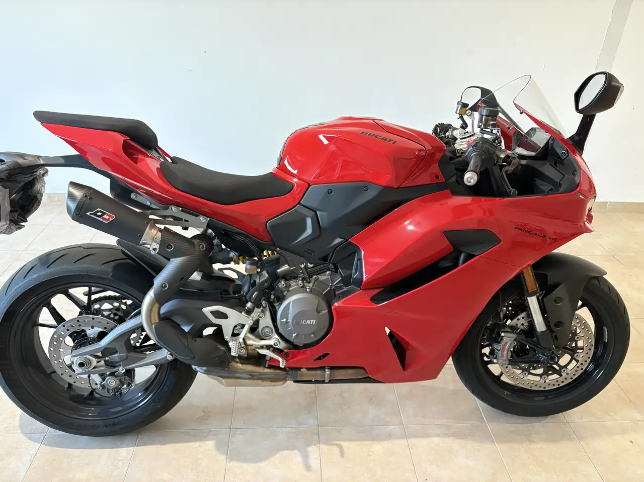 Ducati Panigale V2
