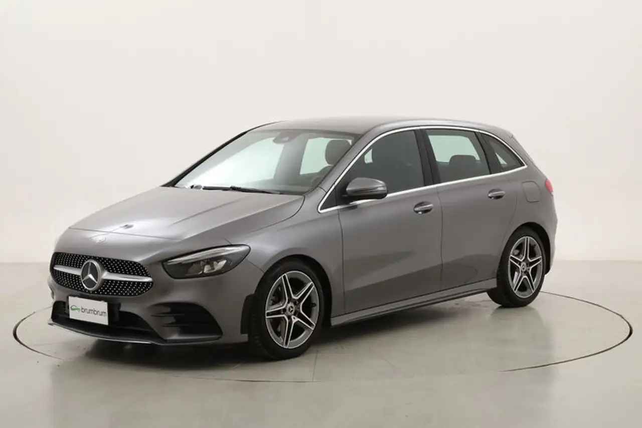 Mercedes-Benz B 180