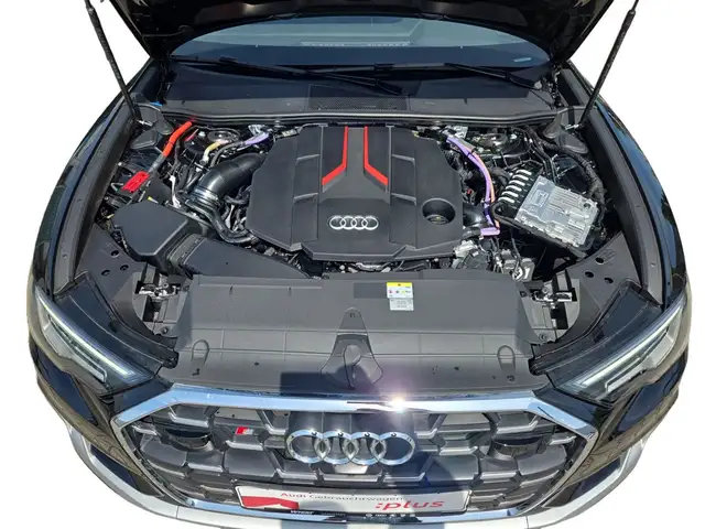 Audi S6 view 12