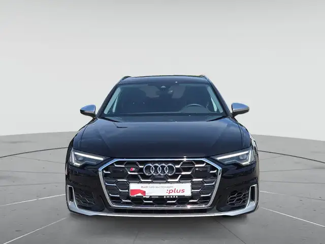 Audi S6 view 2