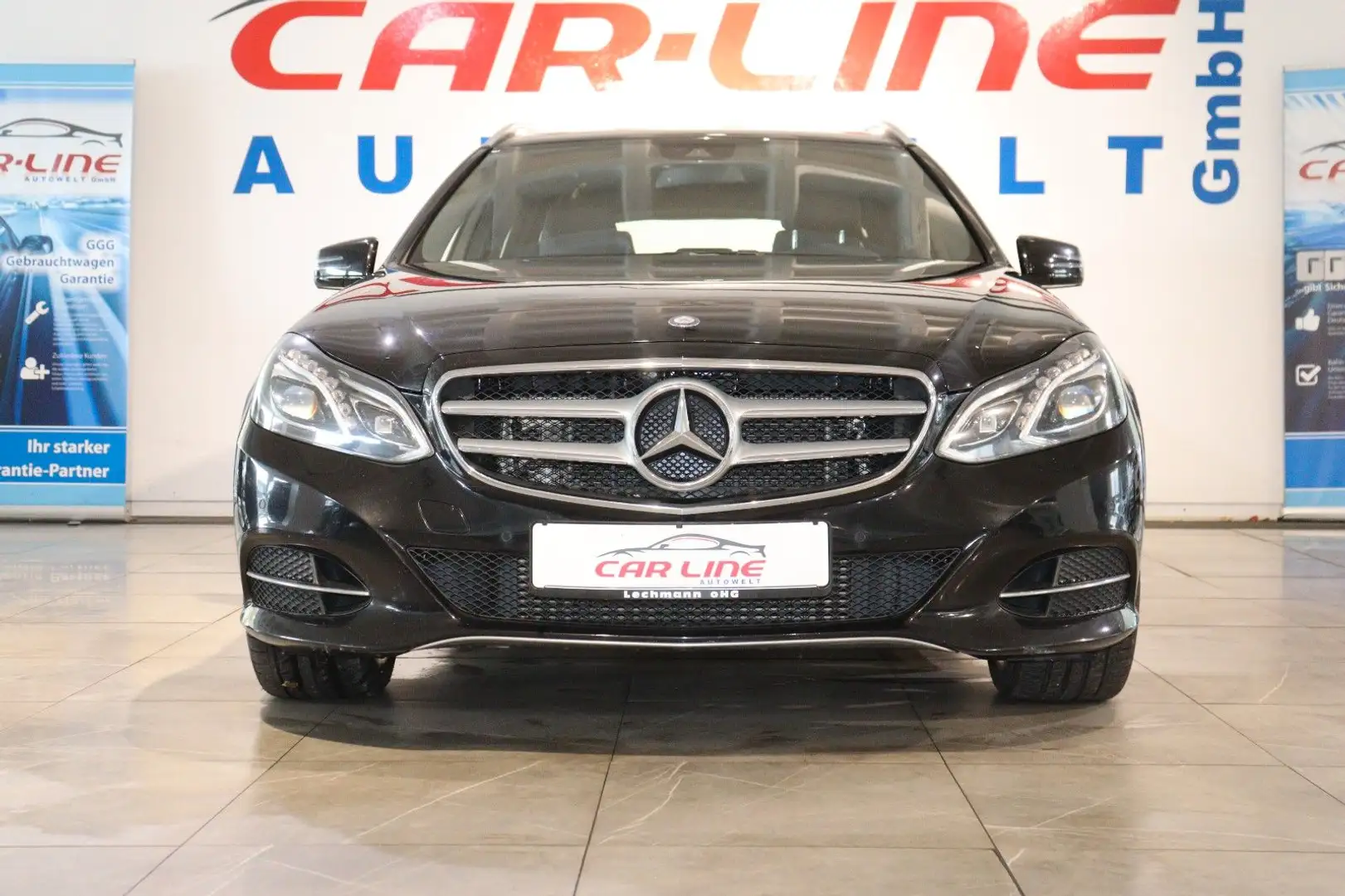 Mercedes-Benz E 350 BT T-Modell *Automatik*Navi*LED* Schwarz - 2