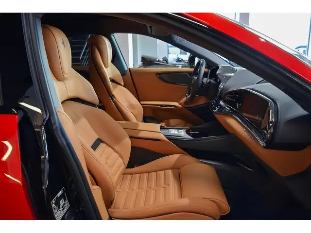 Ferrari Purosangue view 6