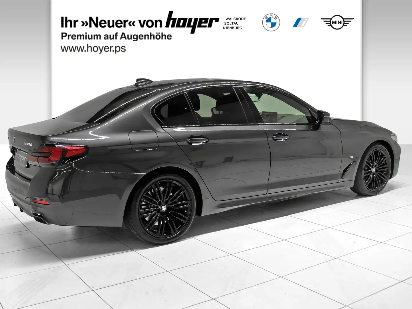 BMW 540 d xDrive Limousine M Sportpaket Head-Up HiFi Grijs - 2