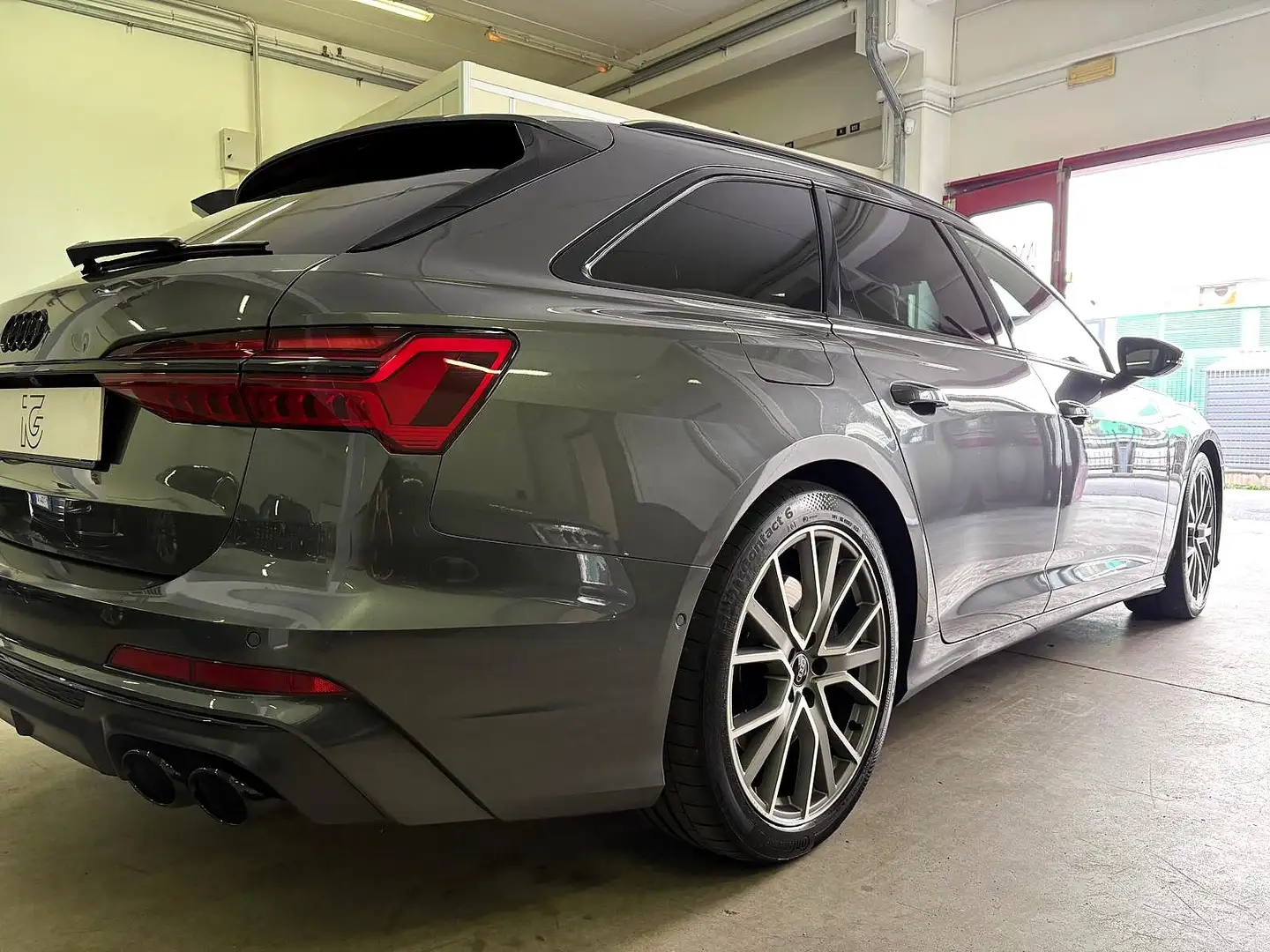 Audi S6 Avant 3.0 TDI mhev quattro 344cv tiptronic Grijs - 2