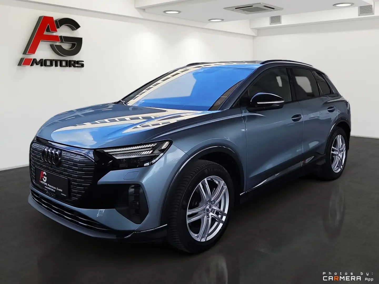 Audi Q4 e-tron 45 quattro 210kW 77kWh Blau - 2
