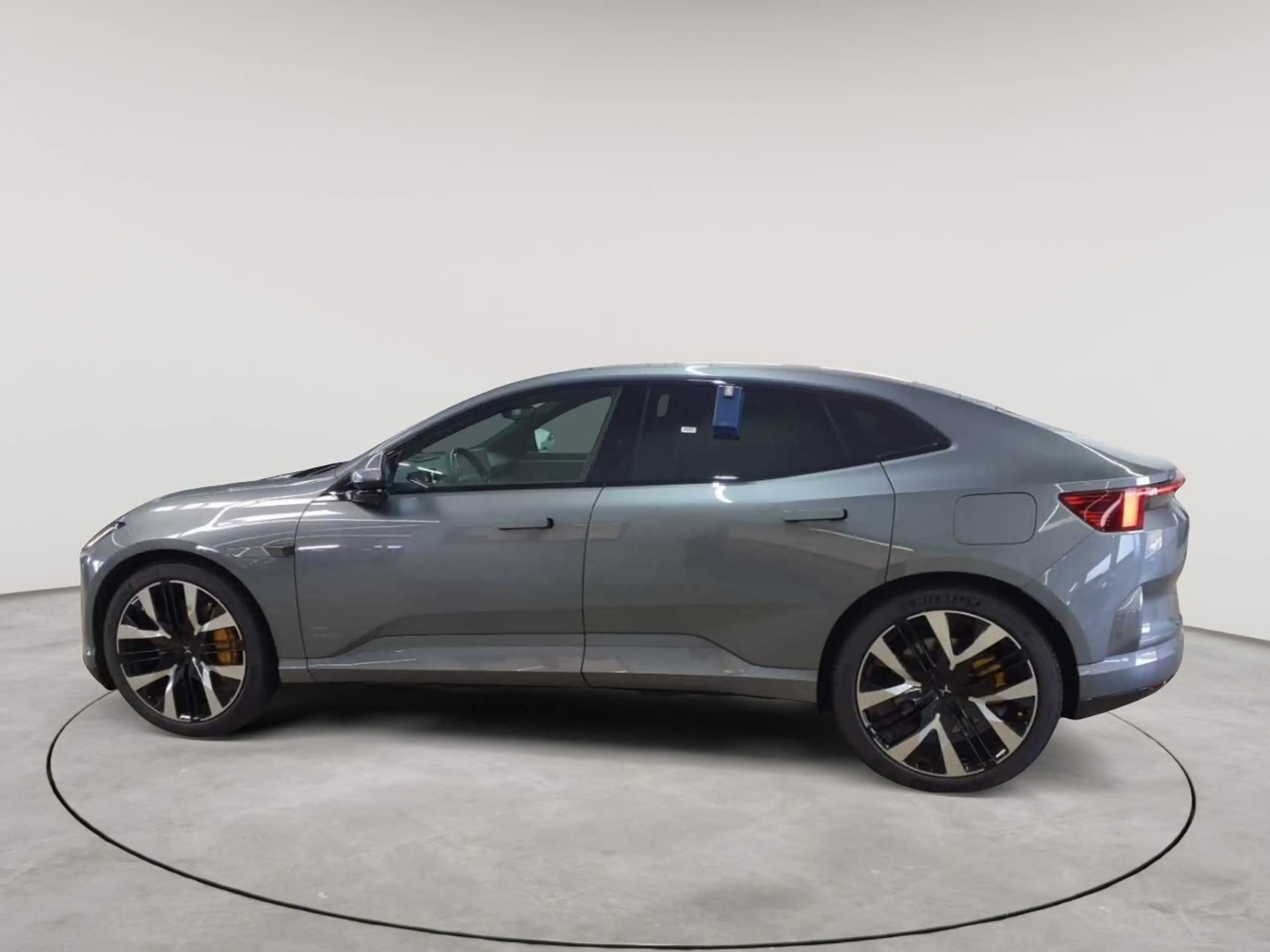 Polestar 4 Polestar 4 LR Performance Pilot Plus Leder — photo 6