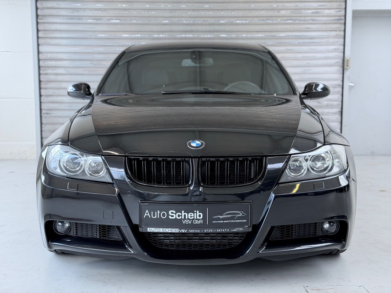 BMW 330 d Limousine*M-Paket*Shadow*CarPlay*Vollleder* — photo 4
