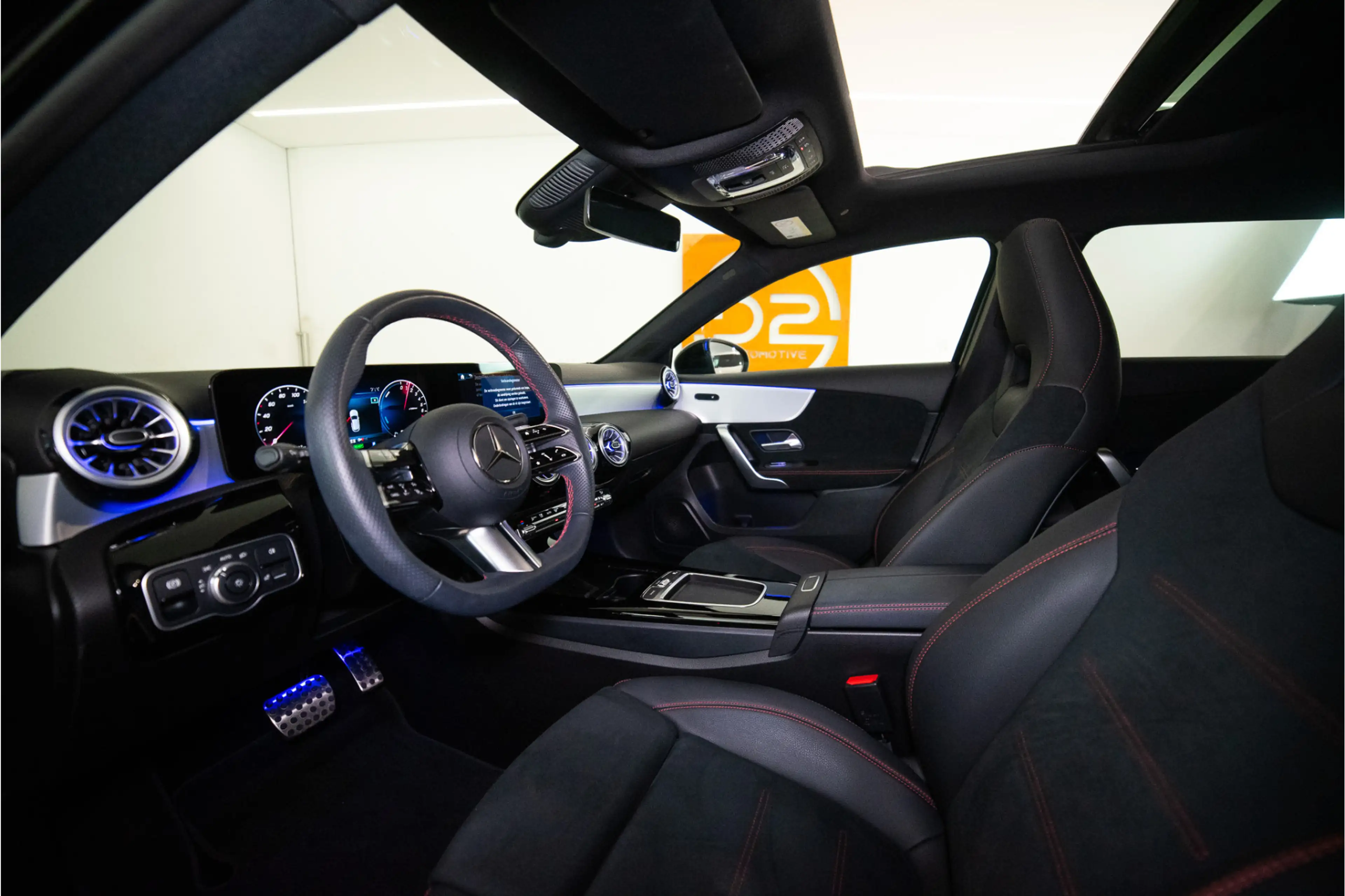 Mercedes-Benz A 250 e Premium AMG Facelift 218PK | Pano | Sfeer | Keyl — photo 22