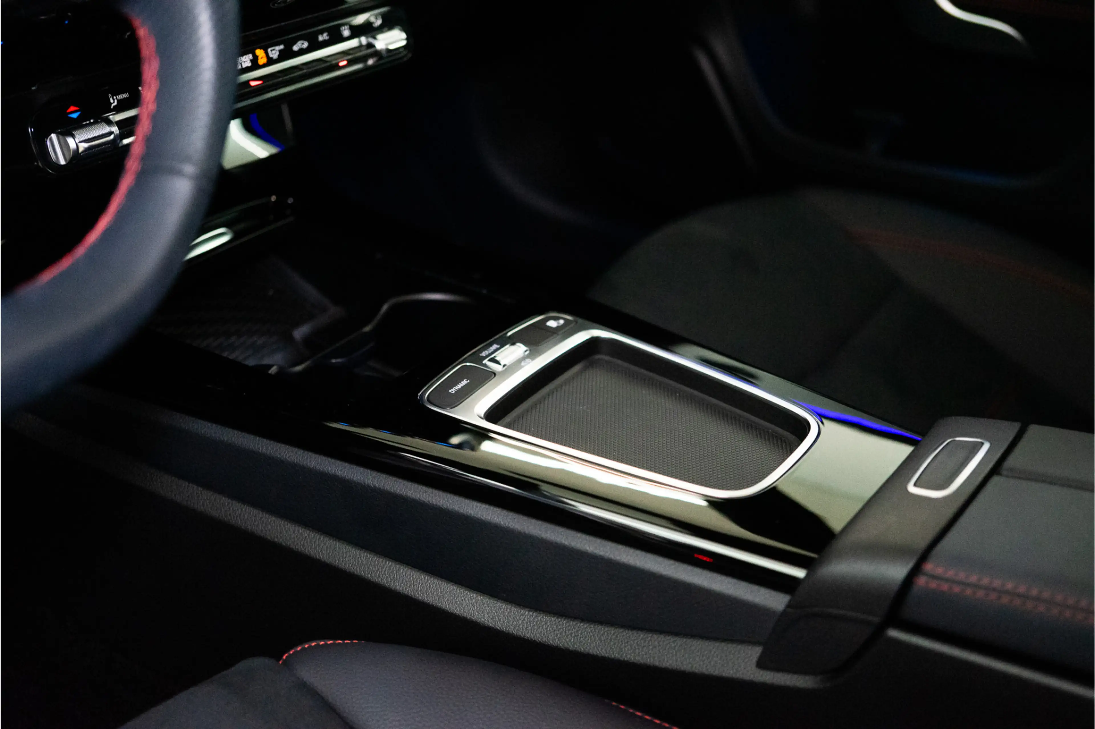 Mercedes-Benz A 250 e Premium AMG Facelift 218PK | Pano | Sfeer | Keyl — photo 38