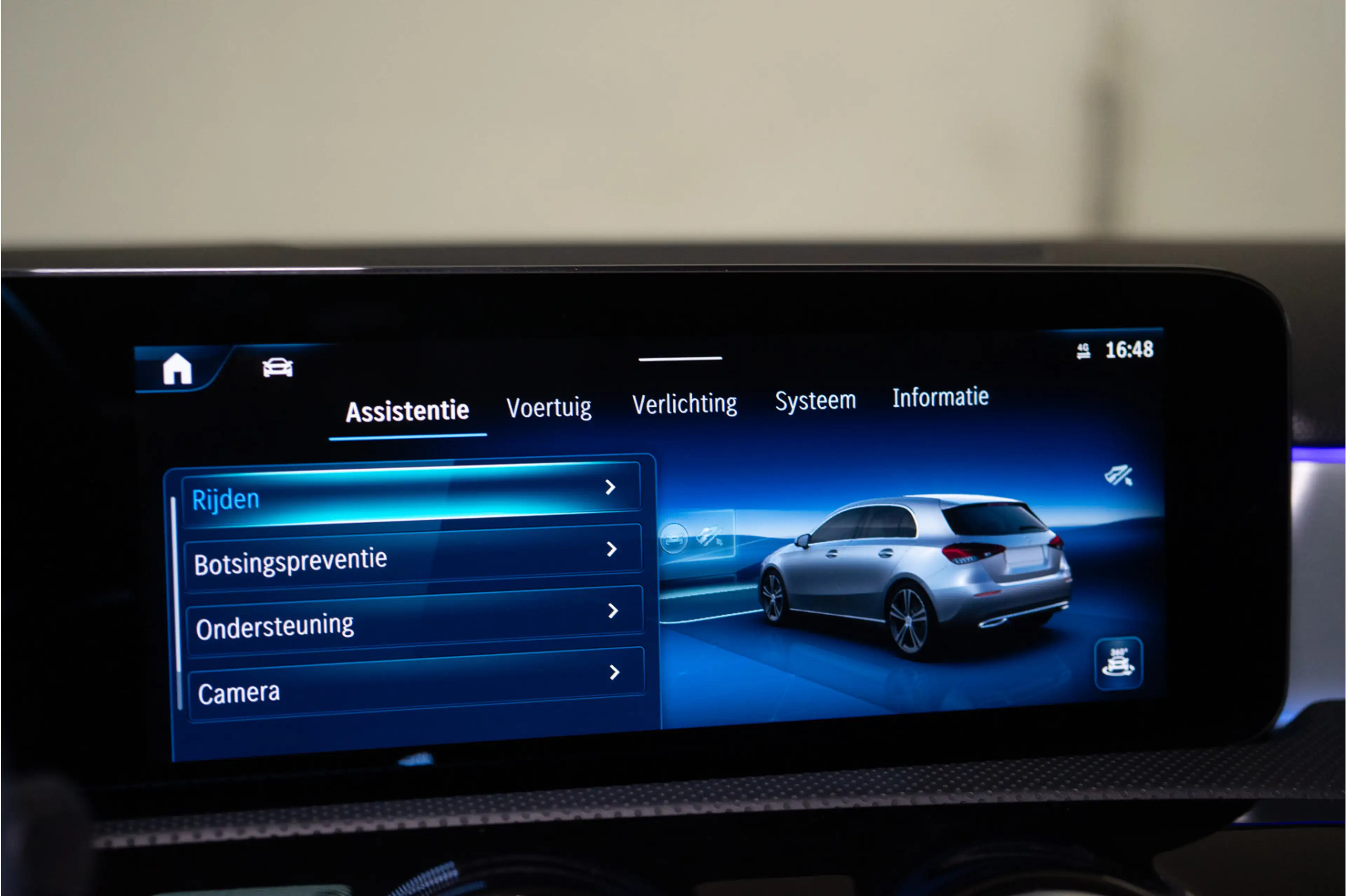 Mercedes-Benz A 250 e Premium AMG Facelift 218PK | Pano | Sfeer | Keyl — photo 46