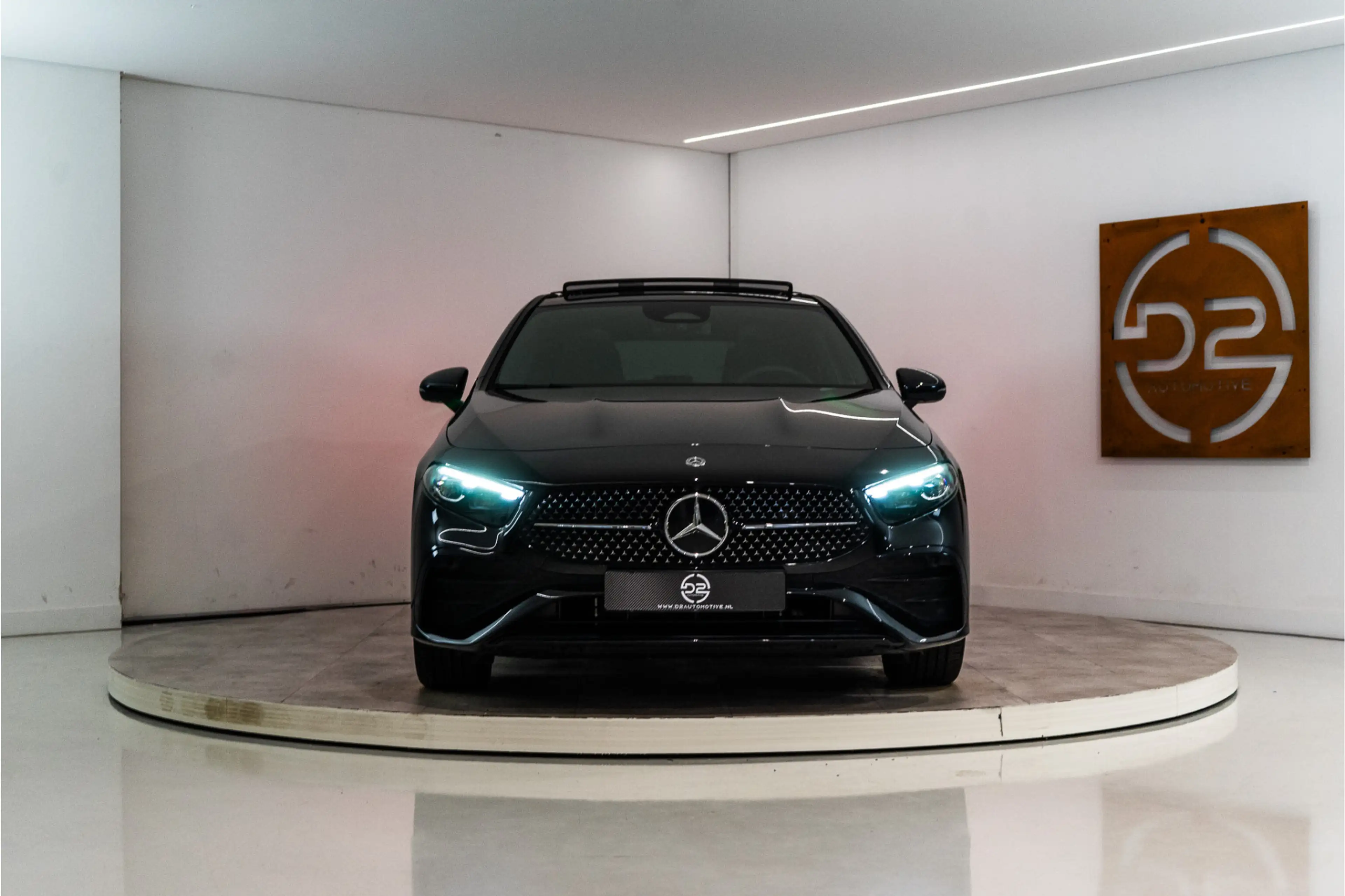 Mercedes-Benz A 250 e Premium AMG Facelift 218PK | Pano | Sfeer | Keyl — photo 8