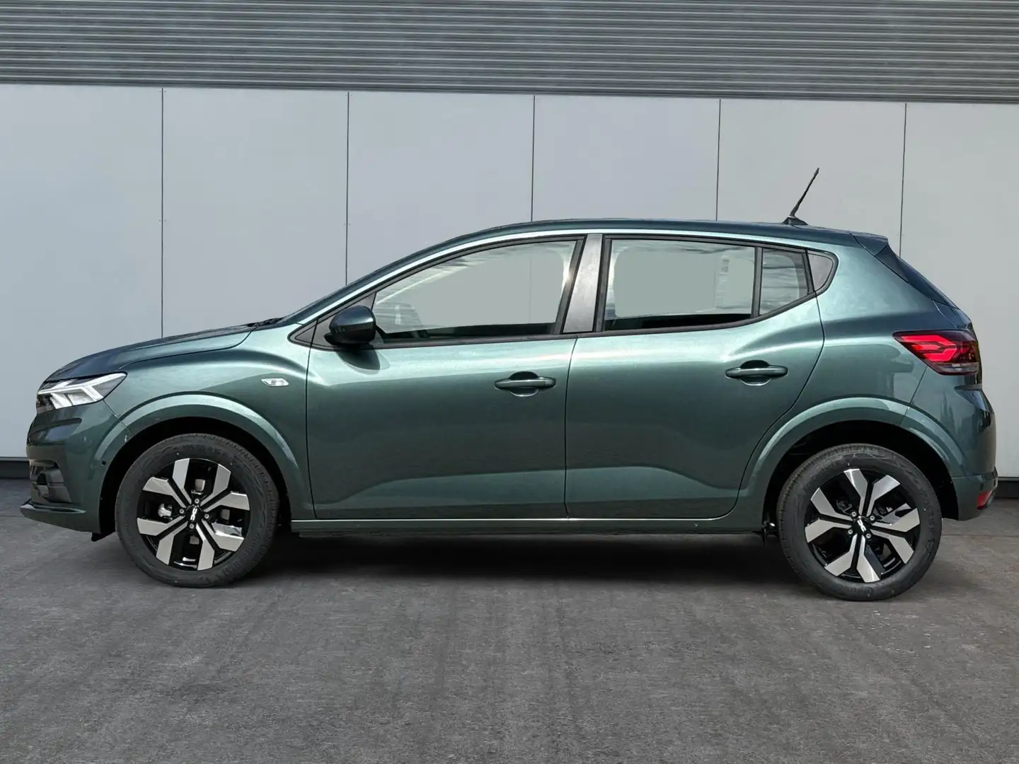 Dacia Sandero Expression KAMERA+SHZ + PDC+ DAB+ KLIMA 1.0 TCe... Grün - 2