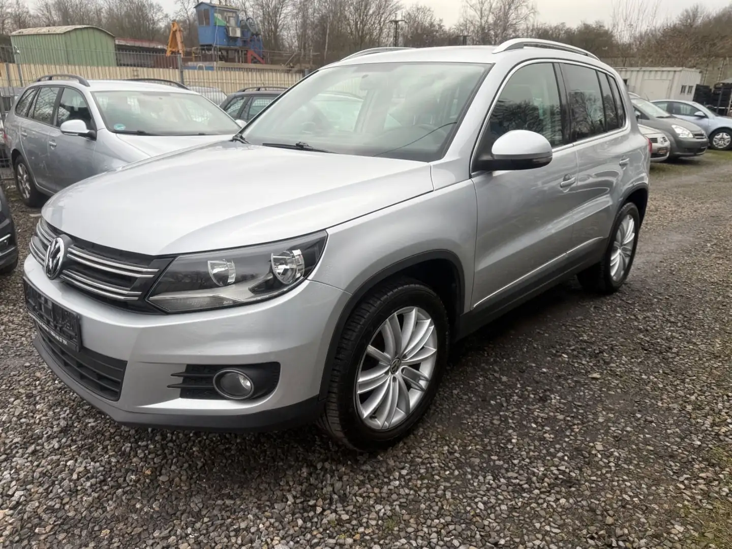 Volkswagen Tiguan Plateado - 1