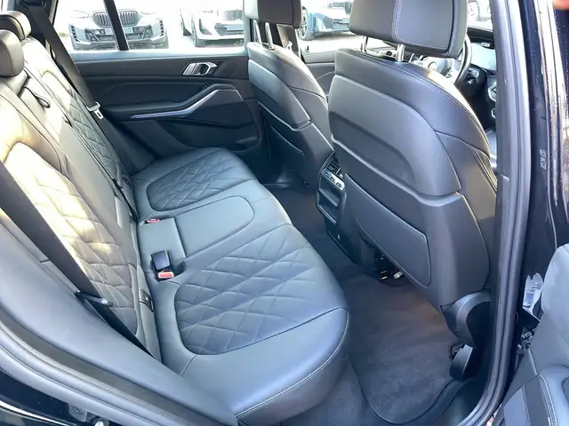 BMW X5 view 17