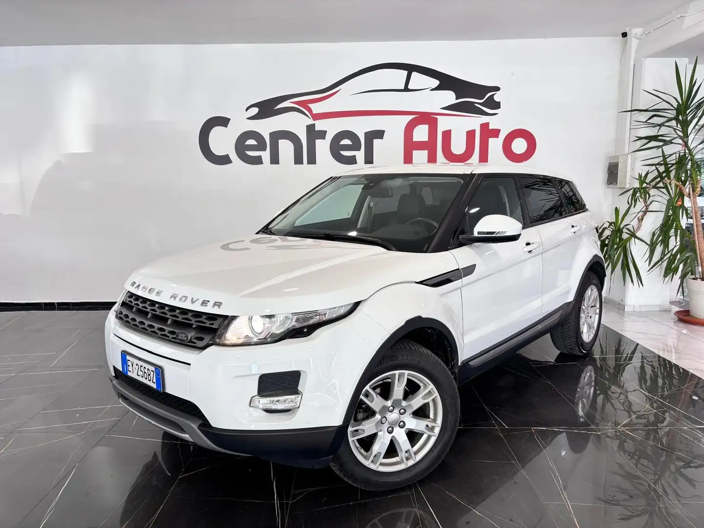 Land Rover Range Rover Evoque Range Rover Evoque 5p 2.2 td4 Pure 150cv Bianco - 1