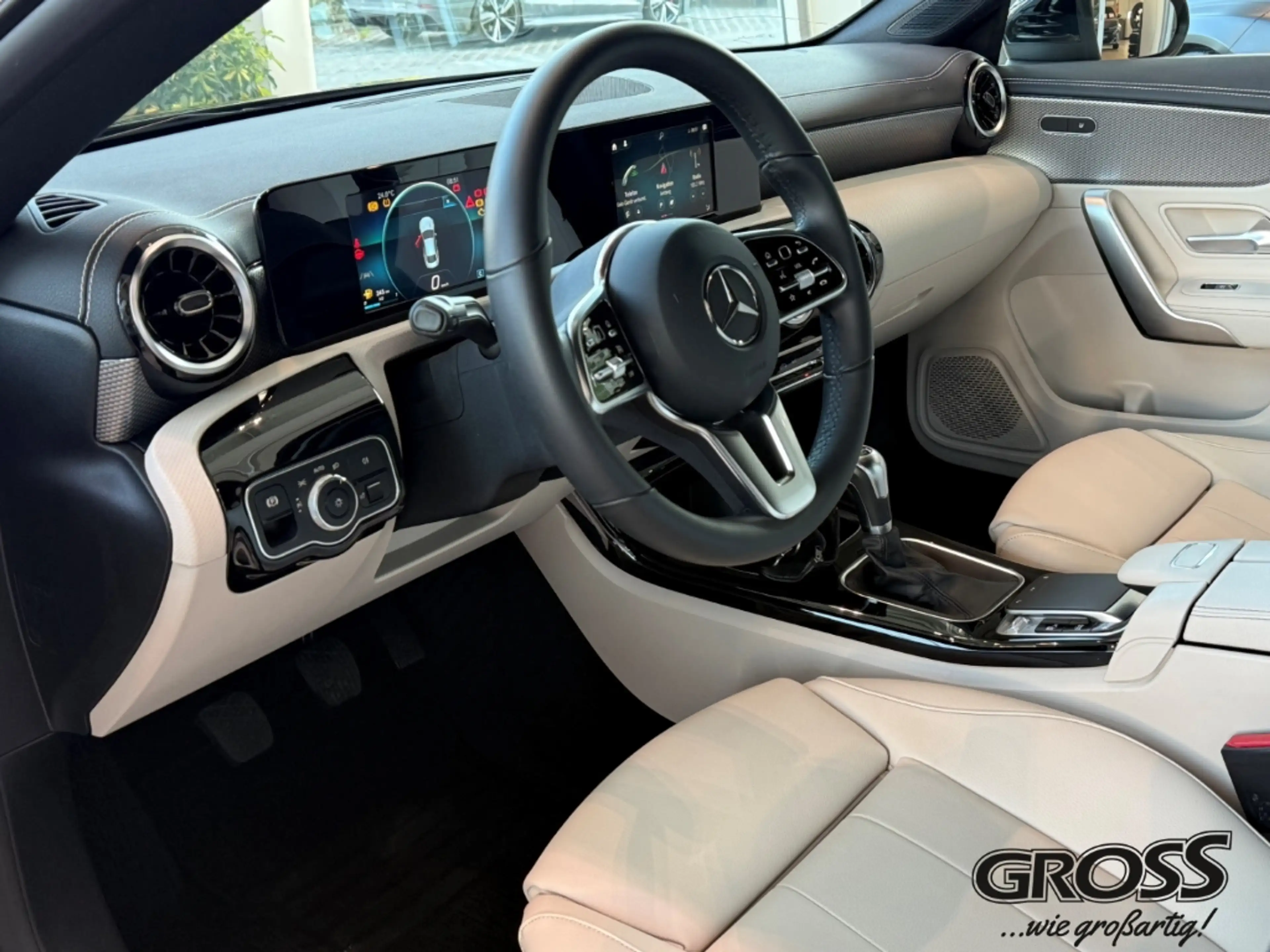 Mercedes-Benz CLA 180 Navi Digitales Cockpit LED Klimaautom Fahrerprofil — photo 11