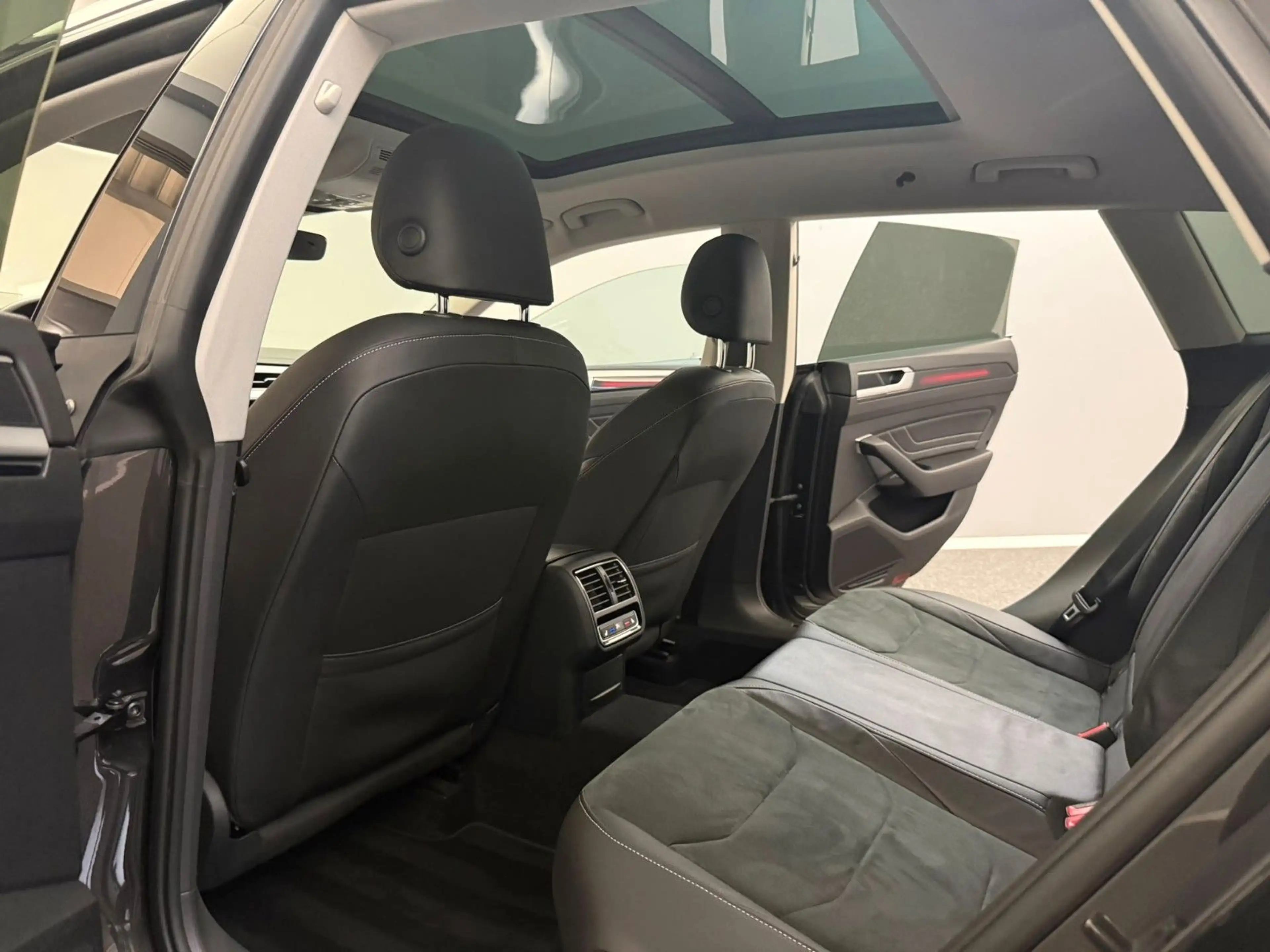 Volkswagen Arteon SB Elegance eHybrid*PANO*ACC*HEAD*360 — photo 15