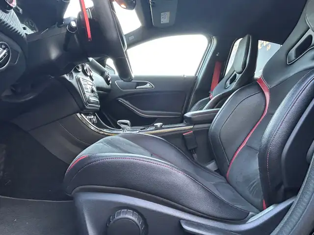 Mercedes-Benz A-Class view 9