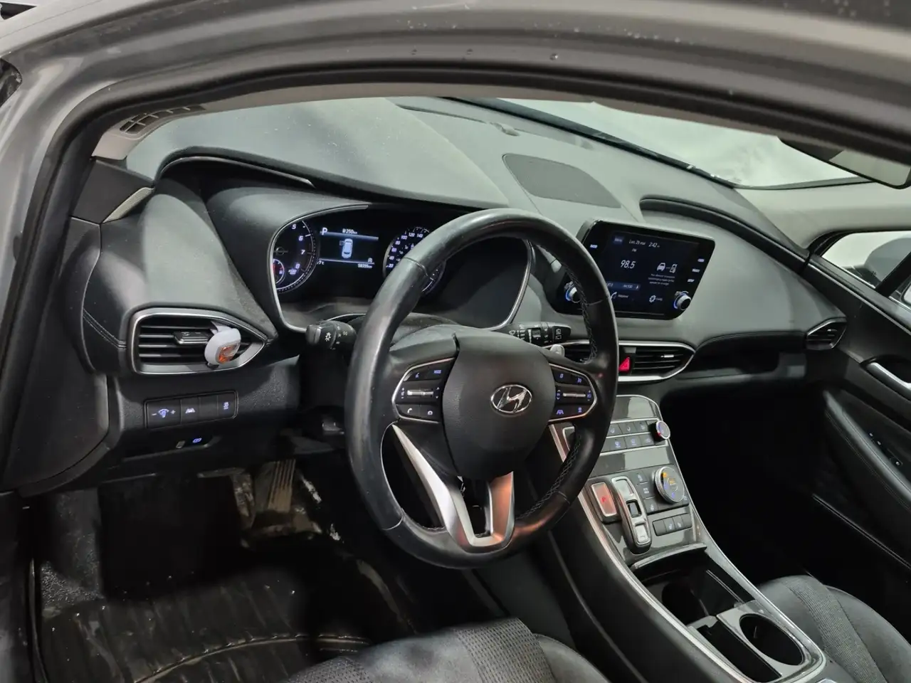 Hyundai SANTA FE снимка Hyundai SANTA FE