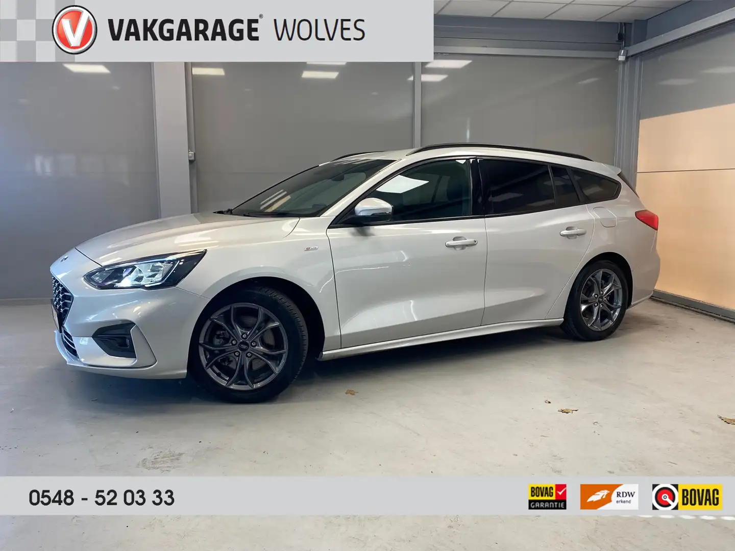 Ford Focus Wagon Business ST Line 1.0 EcoBoost Hybrid 125 pk Grijs - 1