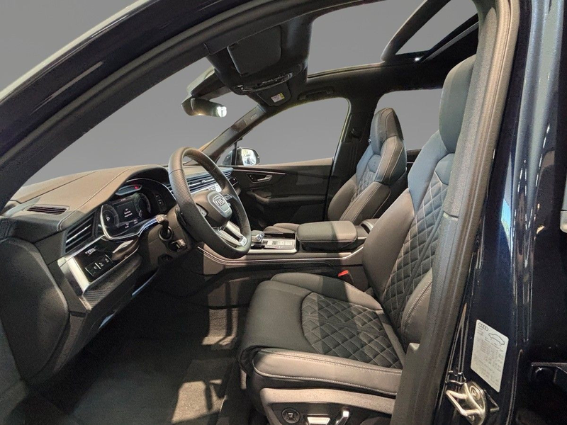 Audi Q7 S line TFSI e quattro tiptronic — photo 11