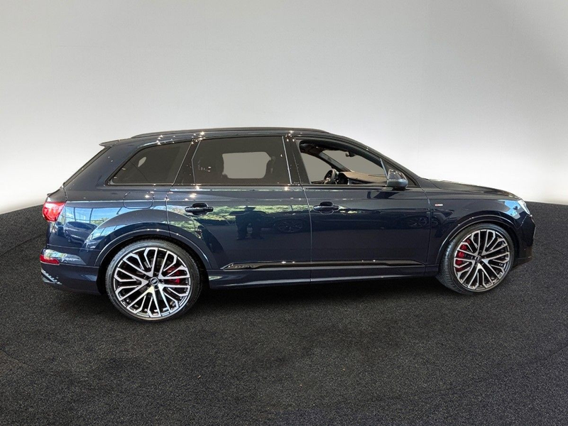 Audi Q7 S line TFSI e quattro tiptronic — photo 9
