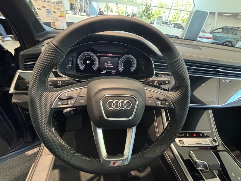 Audi Q7 S line TFSI e quattro tiptronic — photo 15