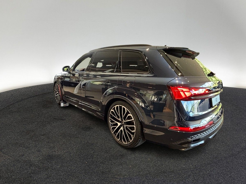 Audi Q7 S line TFSI e quattro tiptronic — photo 6