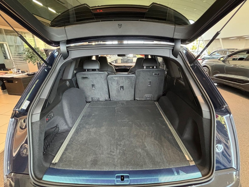 Audi Q7 S line TFSI e quattro tiptronic — photo 13