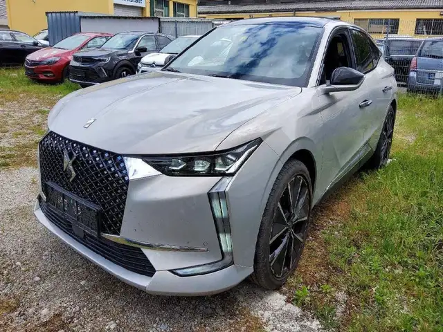 DS Automobiles DS 4