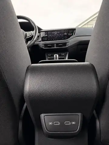 Volkswagen Polo view 14