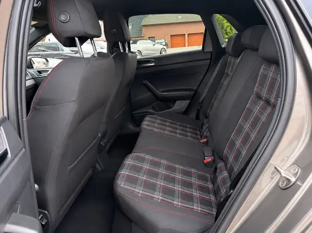 Volkswagen Polo view 12