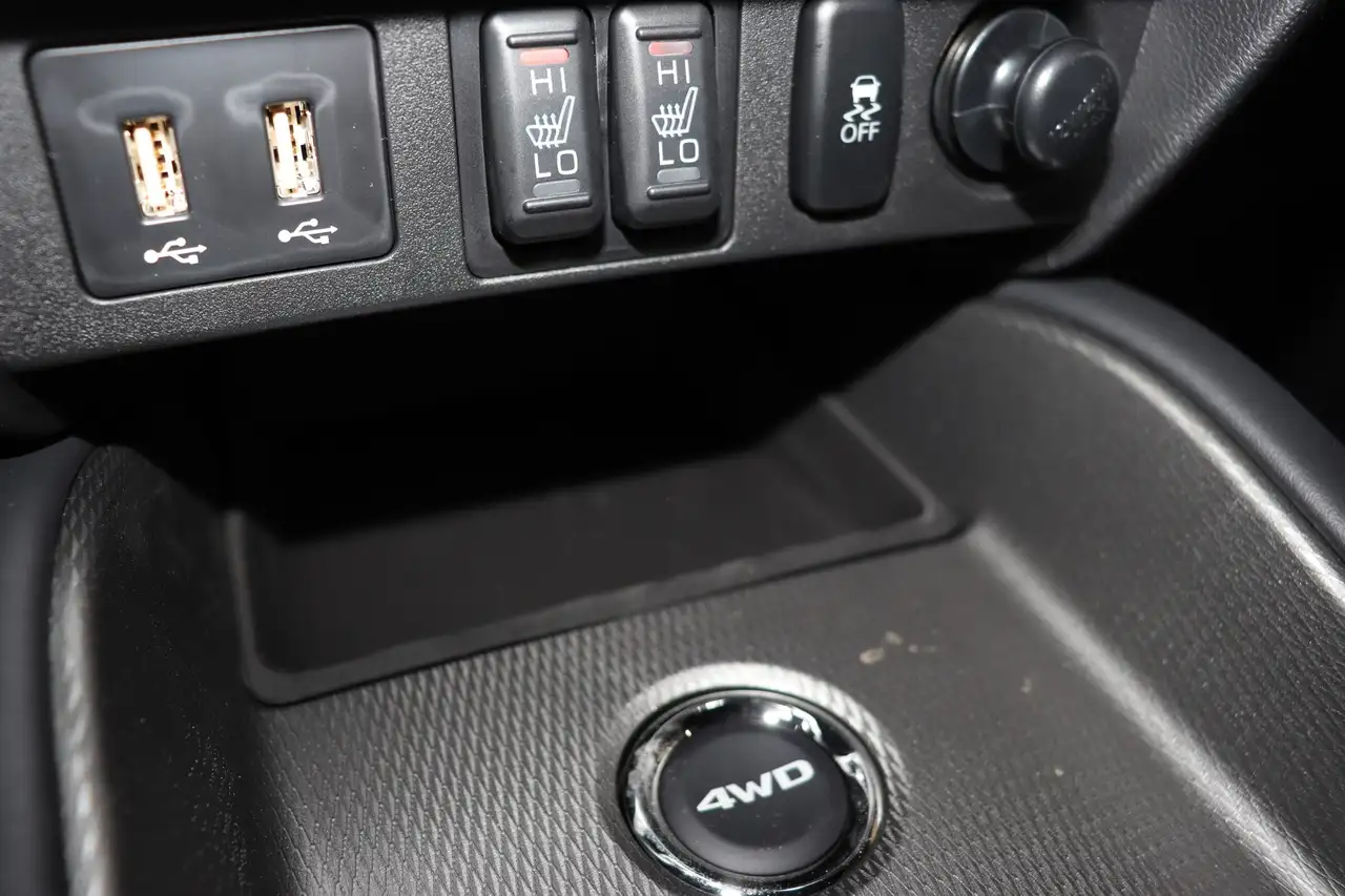 Mitsubishi RVR снимка Mitsubishi RVR