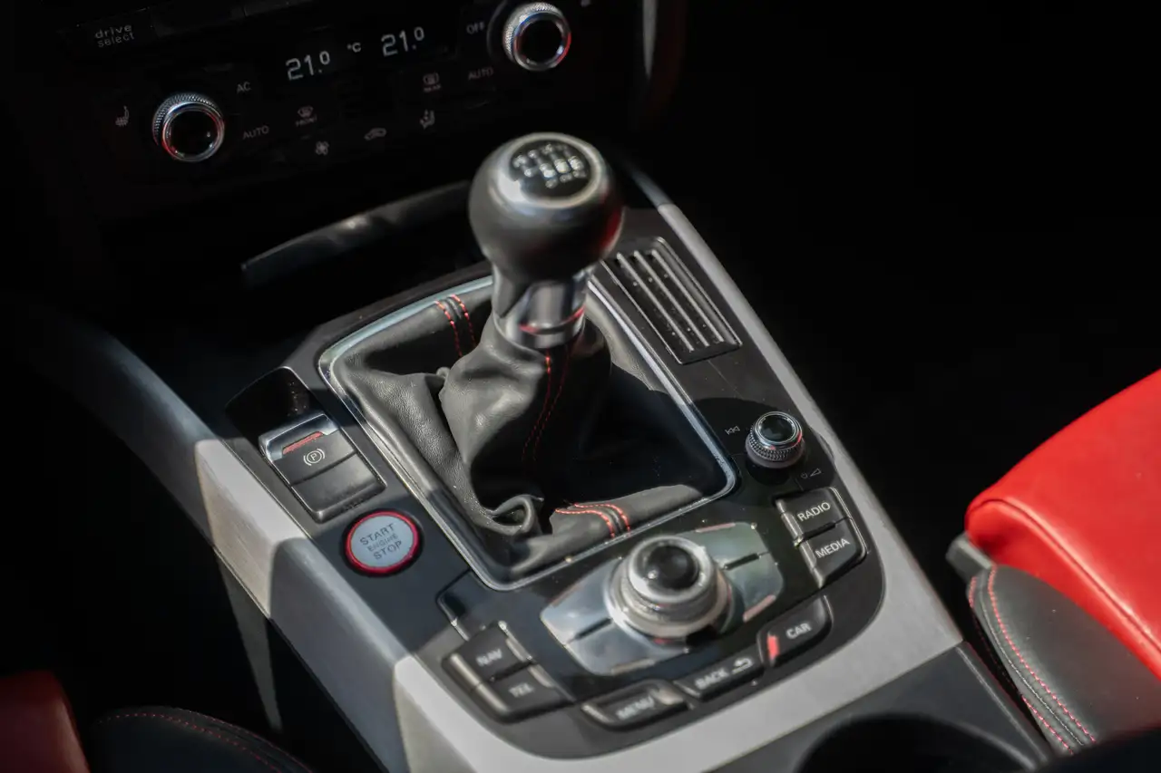 Audi S4 снимка Audi S4
