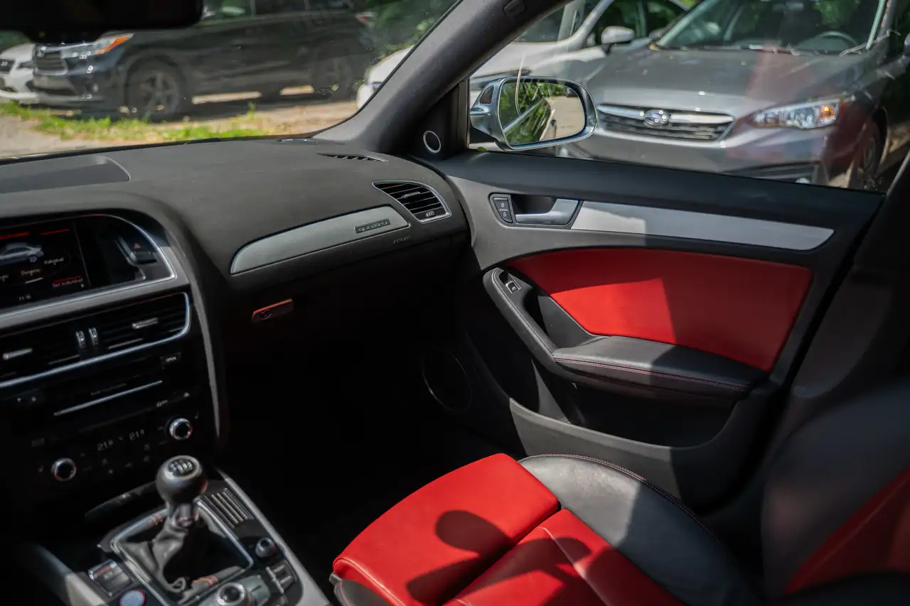Audi S4 снимка Audi S4