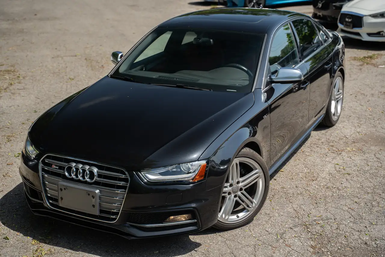 Audi S4 снимка Audi S4