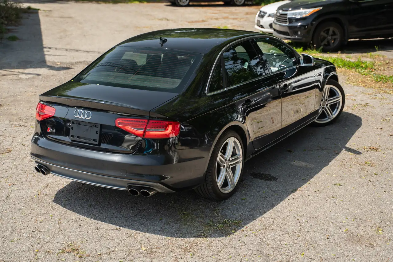 Audi S4 снимка Audi S4